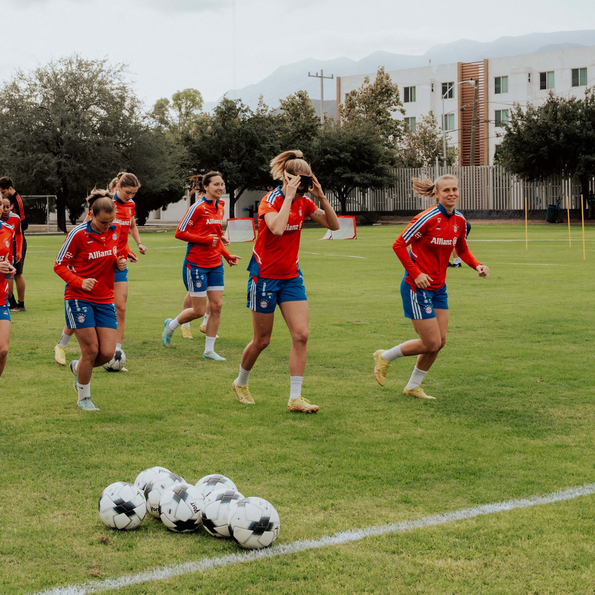 Live stream of FCB Women s friendly against Tigres